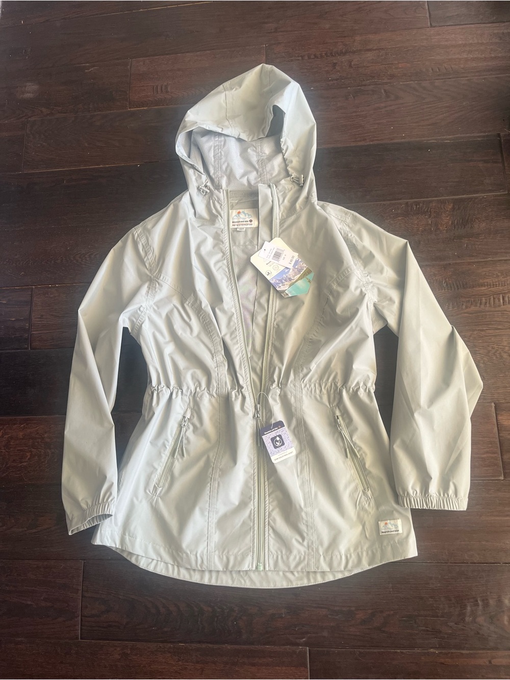 NWT] Mountain and Isles Waterproof Rain Jacket Desert Sage Size M
